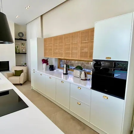 Villa777